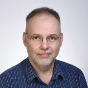 Dr. Csanádi Gyula | Termékmenedzser